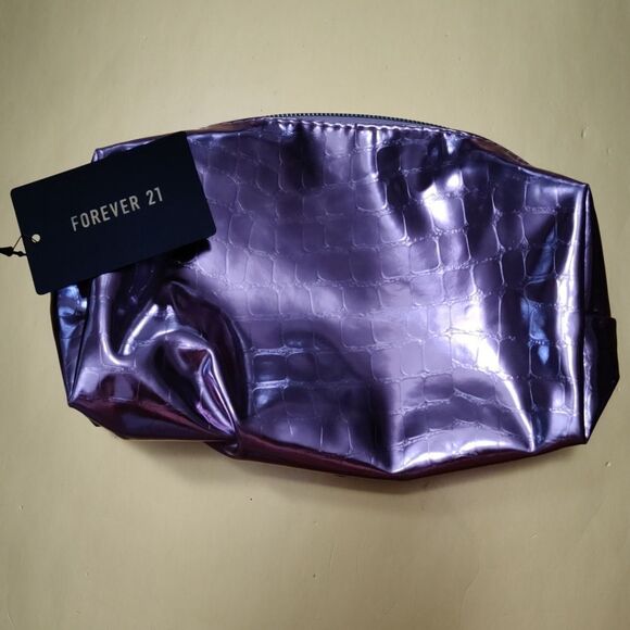 Forever 21 Cosmetic Bag - Picture 2 of 3